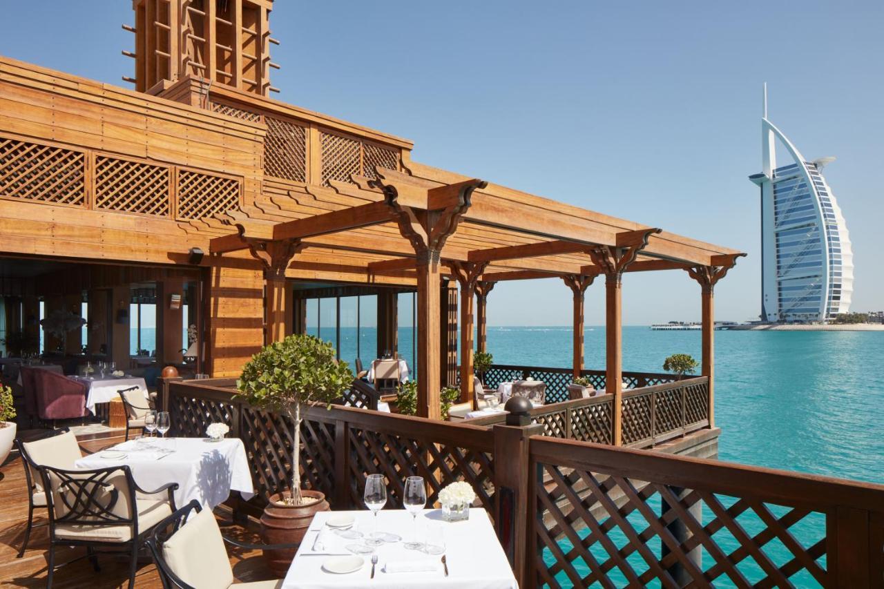 Jumeirah Al Qasr Дубай Екстериор снимка The Pierchic restaurant