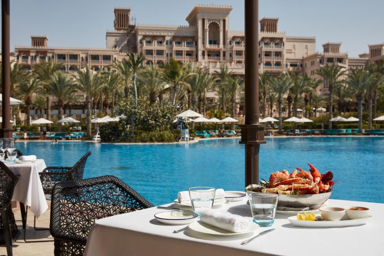 Jumeirah Al Qasr Дубай Екстериор снимка The Palace Downtown Dubai