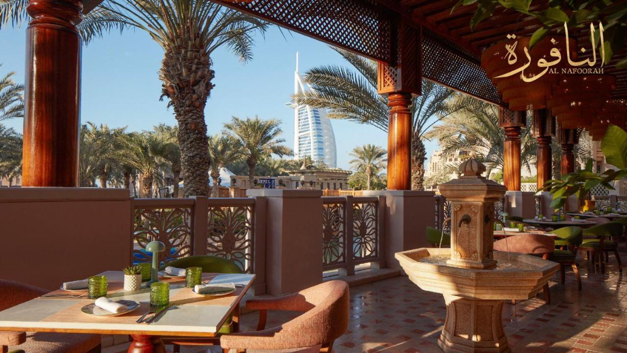 Jumeirah Al Qasr Дубай Екстериор снимка The Palace Downtown Dubai