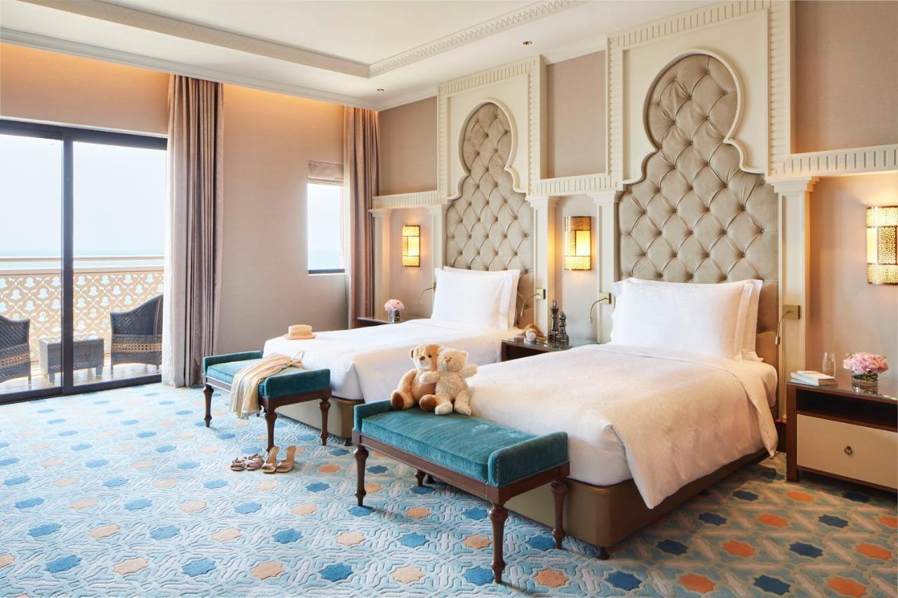 Jumeirah Al Qasr Дубай Екстериор снимка Deluxe Room