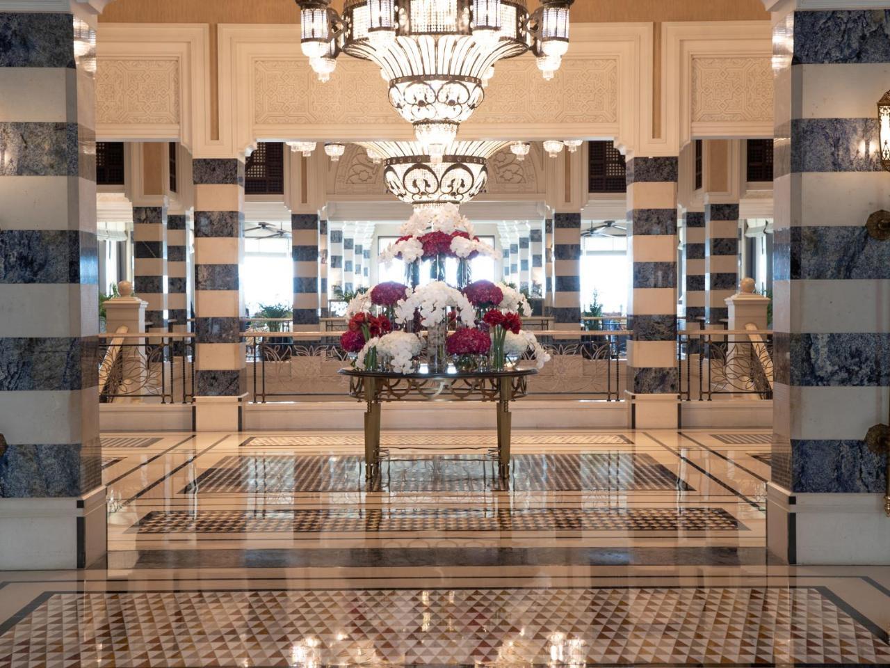 Jumeirah Al Qasr Дубай Екстериор снимка Lobby