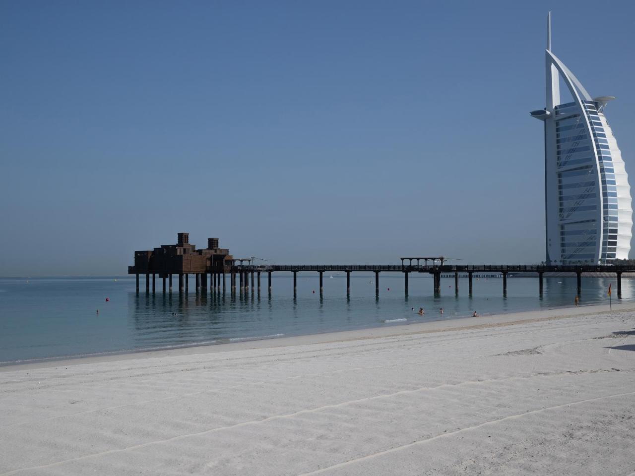 Jumeirah Al Qasr Дубай Екстериор снимка The Burj Al Arab